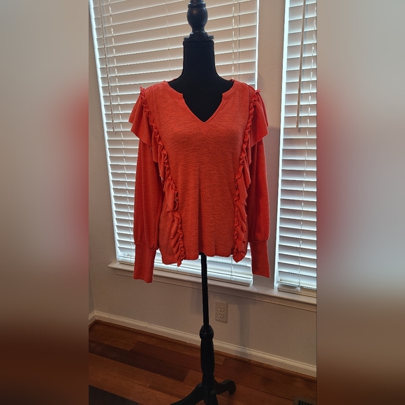 Anthropologie ruffled top - Picture 6 of 11